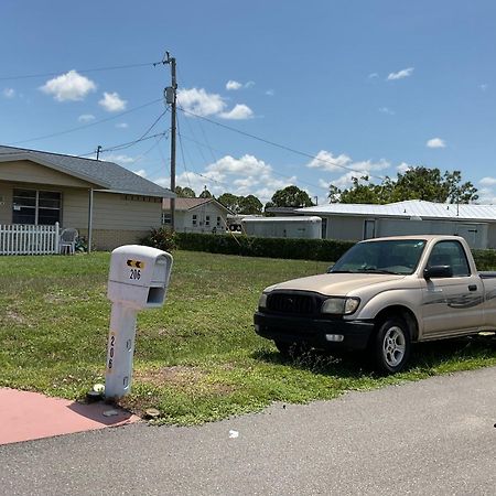 Happy Rest Stop House North Fort Myers Buitenkant foto